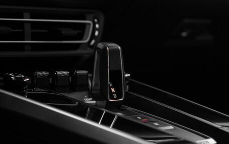 Porsche 911, 2021 год, 24 300 000 рублей, 29 фотография