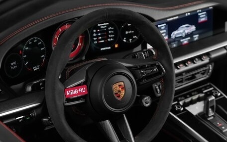 Porsche 911, 2021 год, 24 300 000 рублей, 22 фотография