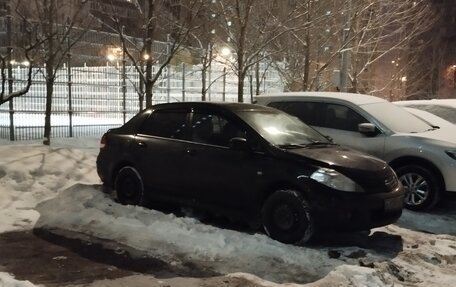 Nissan Tiida, 2010 год, 650 000 рублей, 2 фотография