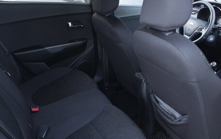 KIA Rio III рестайлинг, 2015 год, 995 000 рублей, 22 фотография