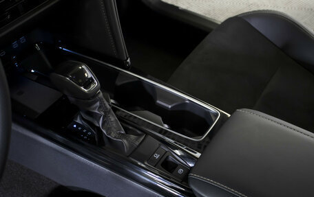 Toyota Camry, 2025 год, 3 848 000 рублей, 14 фотография