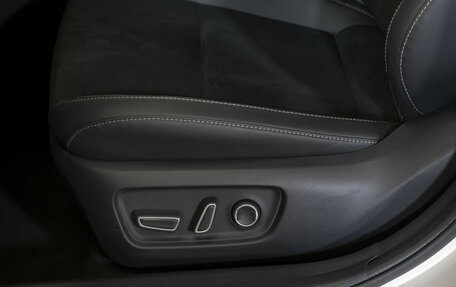 Toyota Camry, 2025 год, 3 848 000 рублей, 15 фотография