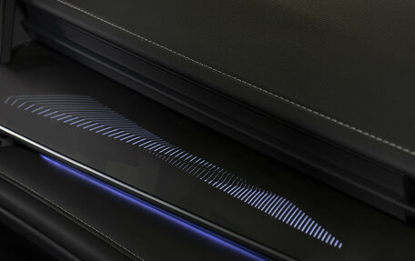 Toyota Camry, 2025 год, 3 848 000 рублей, 19 фотография