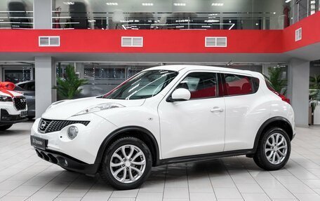 Nissan Juke II, 2013 год, 890 000 рублей, 1 фотография