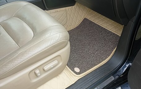 Toyota Land Cruiser 200, 2008 год, 2 650 000 рублей, 13 фотография