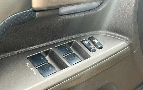 Toyota Land Cruiser 200, 2008 год, 2 650 000 рублей, 17 фотография