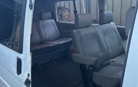 Volkswagen Caravelle T4, 1997 год, 750 000 рублей, 12 фотография