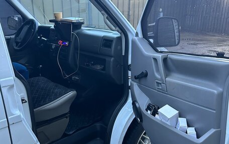 Volkswagen Caravelle T4, 1997 год, 750 000 рублей, 10 фотография