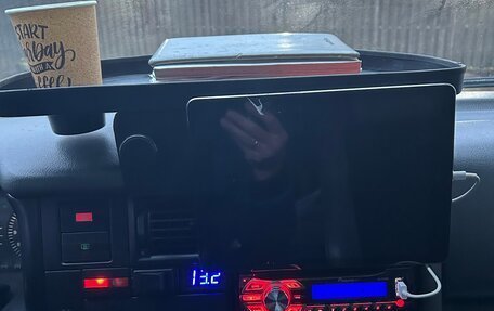 Volkswagen Caravelle T4, 1997 год, 750 000 рублей, 3 фотография