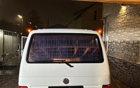 Volkswagen Caravelle T4, 1997 год, 750 000 рублей, 16 фотография