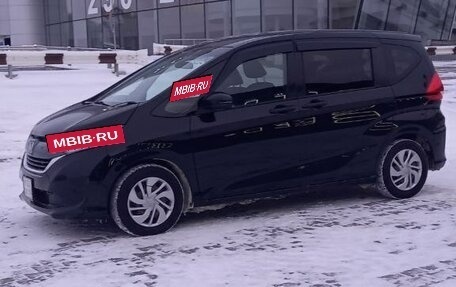 Honda Freed II, 2017 год, 1 450 000 рублей, 4 фотография