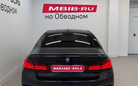 BMW 5 серия, 2018 год, 4 490 000 рублей, 4 фотография