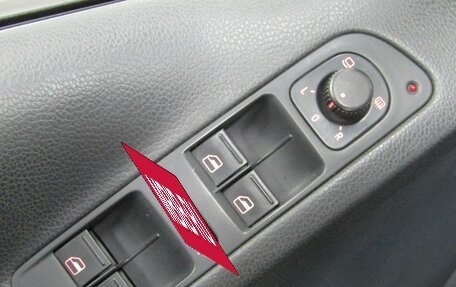 Volkswagen Tiguan I, 2011 год, 1 157 000 рублей, 18 фотография