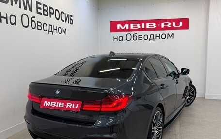 BMW 5 серия, 2018 год, 4 490 000 рублей, 2 фотография