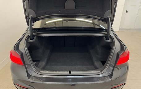 BMW 5 серия, 2018 год, 4 490 000 рублей, 18 фотография