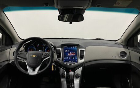 Chevrolet Cruze II, 2010 год, 679 000 рублей, 11 фотография