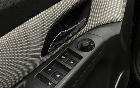 Chevrolet Cruze II, 2010 год, 679 000 рублей, 17 фотография