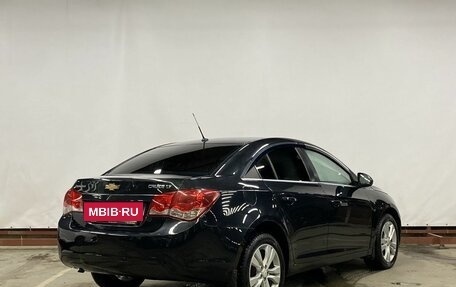 Chevrolet Cruze II, 2010 год, 679 000 рублей, 5 фотография