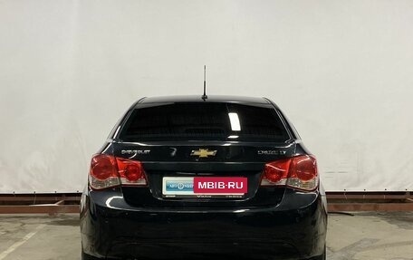 Chevrolet Cruze II, 2010 год, 679 000 рублей, 6 фотография