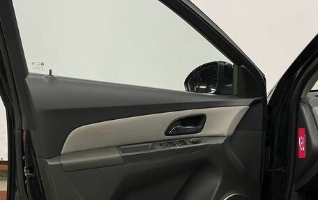 Chevrolet Cruze II, 2010 год, 679 000 рублей, 16 фотография