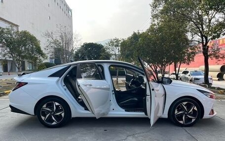 Hyundai Elantra, 2021 год, 1 470 000 рублей, 10 фотография