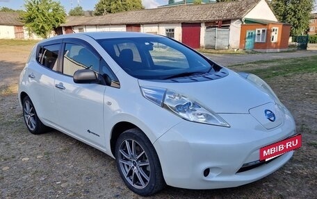 Nissan Leaf I, 2014 год, 790 000 рублей, 2 фотография