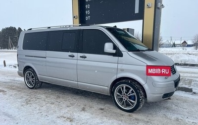 Volkswagen Transporter T5 рестайлинг, 2004 год, 1 280 000 рублей, 1 фотография