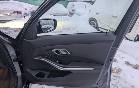 BMW 3 серия, 2019 год, 3 500 000 рублей, 10 фотография