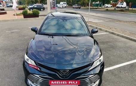 Toyota Camry, 2020 год, 3 900 000 рублей, 5 фотография