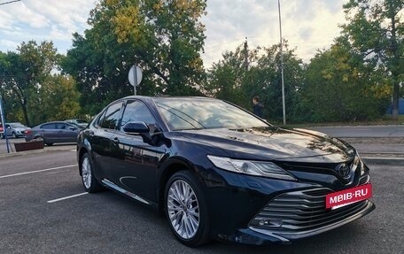 Toyota Camry, 2020 год, 3 900 000 рублей, 13 фотография
