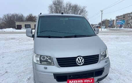 Volkswagen Transporter T5 рестайлинг, 2004 год, 1 280 000 рублей, 4 фотография