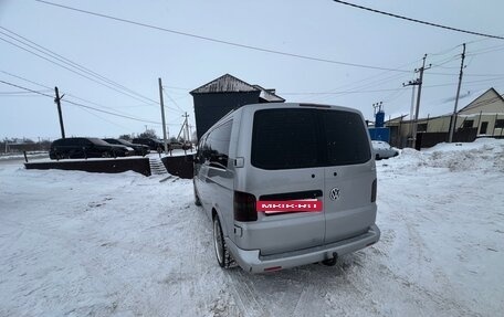 Volkswagen Transporter T5 рестайлинг, 2004 год, 1 280 000 рублей, 8 фотография