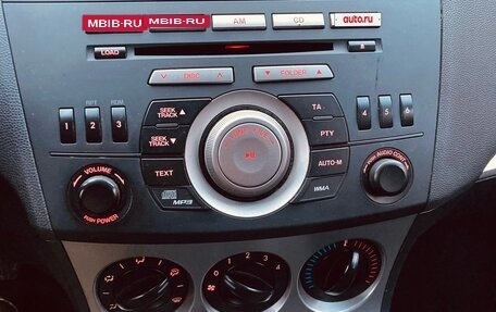 Mazda 3, 2011 год, 1 000 000 рублей, 20 фотография