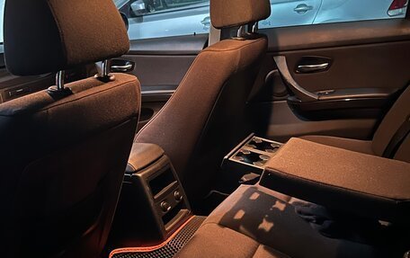 BMW 3 серия, 2009 год, 1 200 000 рублей, 14 фотография