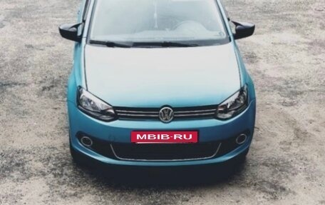 Volkswagen Polo VI (EU Market), 2011 год, 550 000 рублей, 2 фотография