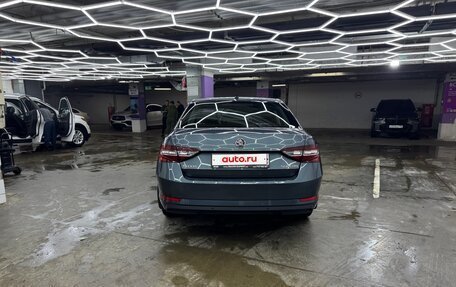 Skoda Superb III рестайлинг, 2015 год, 1 950 000 рублей, 6 фотография