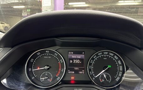 Skoda Superb III рестайлинг, 2015 год, 1 950 000 рублей, 15 фотография