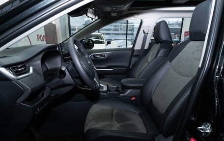 Toyota RAV4, 2025 год, 4 690 000 рублей, 12 фотография