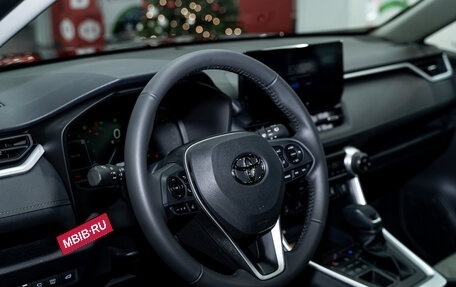 Toyota RAV4, 2025 год, 4 690 000 рублей, 14 фотография