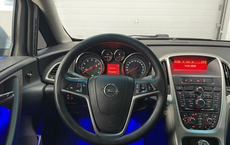 Opel Astra J, 2011 год, 550 000 рублей, 11 фотография