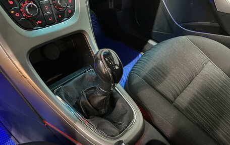 Opel Astra J, 2011 год, 550 000 рублей, 15 фотография