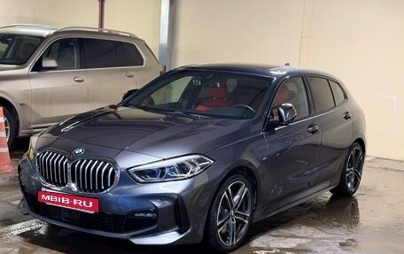 BMW 1 серия, 2021 год, 3 650 000 рублей, 3 фотография