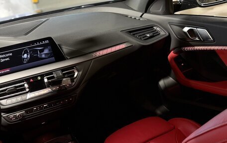 BMW 1 серия, 2021 год, 3 650 000 рублей, 20 фотография