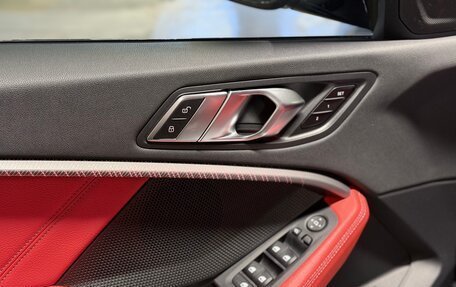 BMW 1 серия, 2021 год, 3 650 000 рублей, 12 фотография