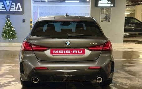 BMW 1 серия, 2021 год, 3 650 000 рублей, 7 фотография