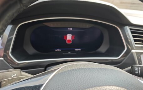 Volkswagen Tiguan II, 2018 год, 2 800 000 рублей, 11 фотография