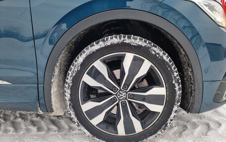 Volkswagen Tiguan II, 2021 год, 4 900 000 рублей, 3 фотография