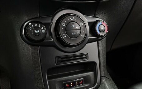 Ford Fiesta, 2016 год, 955 000 рублей, 14 фотография