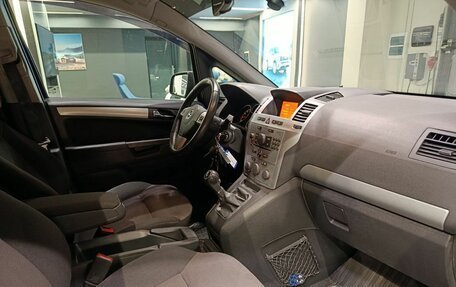 Opel Zafira B, 2013 год, 880 000 рублей, 7 фотография