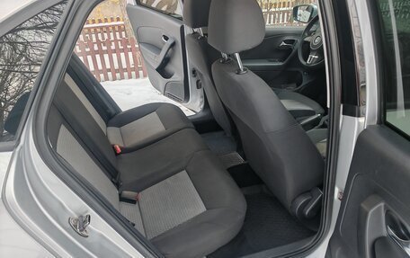 Volkswagen Polo VI (EU Market), 2012 год, 800 000 рублей, 13 фотография